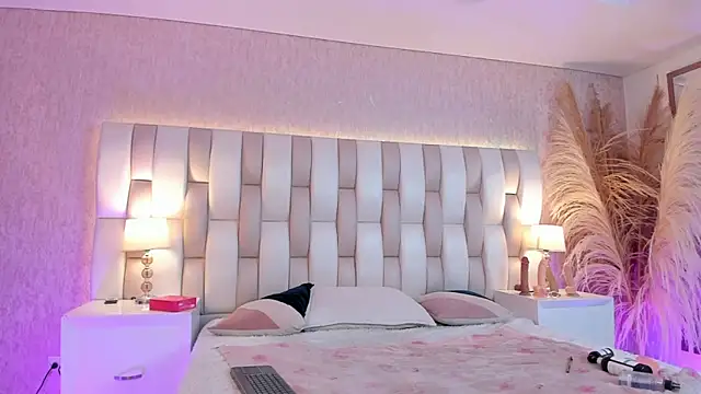 Viollet_xoxo Chat XXX in diretta