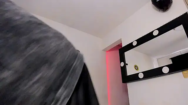 Samuel_Suarez's Live XXX Chat