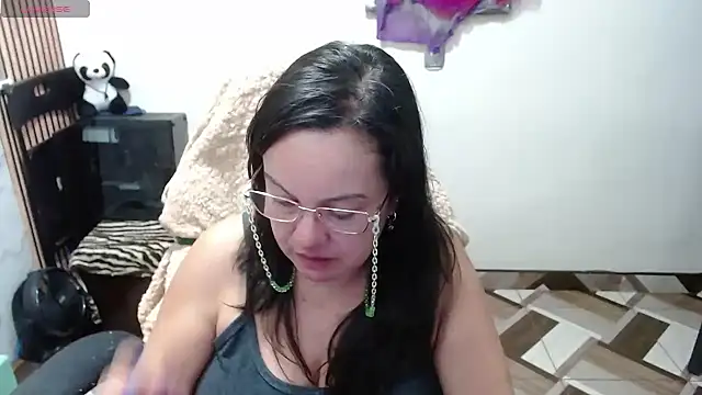 Chat +18 de Sonialorens_ ao vivo