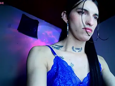 Scarlett_crastrawberry's Live XXX Chat