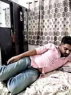 XXX chat uživo modela avi007p