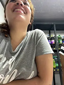 Chatroom XXX en direct de lana_rousse01