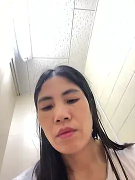 Keola_kwadn Webbikameraesitys