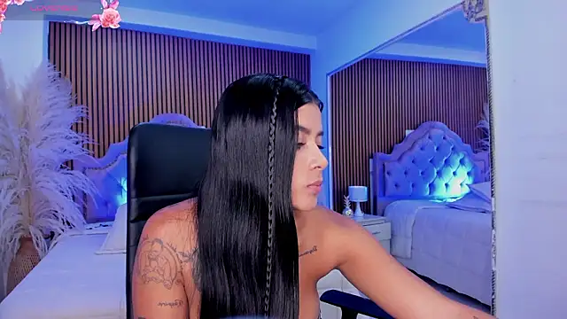 SelenaStonne's Live XXX Chat