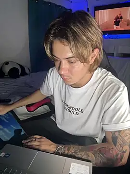 Show webcam de AngelLatinBoy