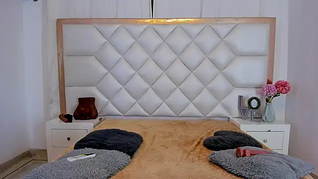 brittany069: απευθείας συνομιλία ΧΧΧ