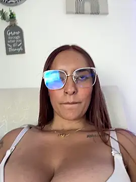 แชท XXX สดของ Seized_lust