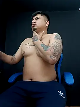 دردشة DickMasterfindom الجنسية المباشرة