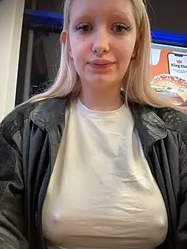 Mila_NoRules Live XXX-Chat