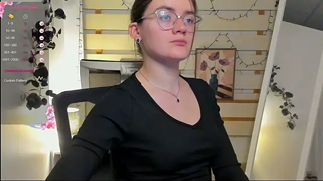 Chatroom XXX en direct de Josephine_jo