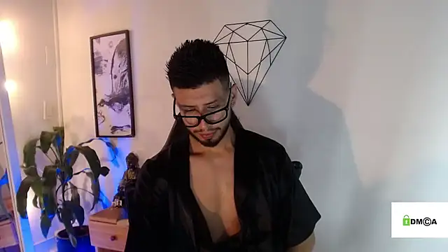 Онлайн чат XXX Colby_brown03