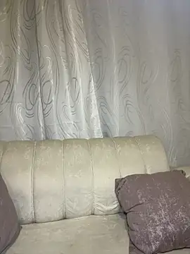 แชท XXX สดของ Emmy_Meadows