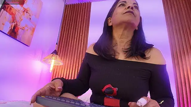 دردشة EvaGoddess_ الجنسية المباشرة