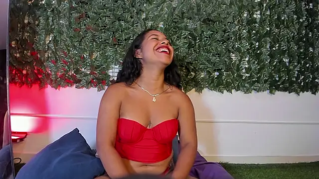 แชท XXX สดของ Amayavaldes