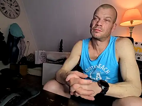 Kinky_Play1 webkamerás műsora