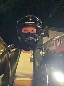 Czat XXX na żywo – Scarlet_auraa