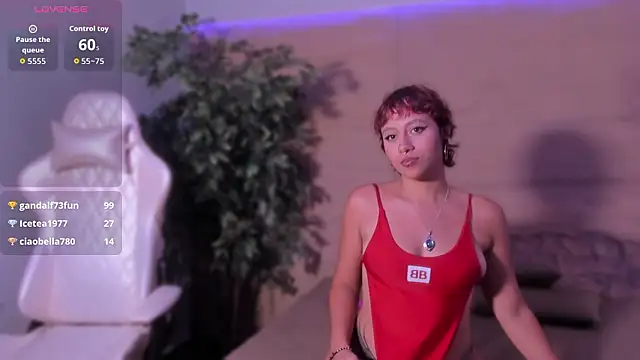 Osiriss_ Pertunjukan Webcam