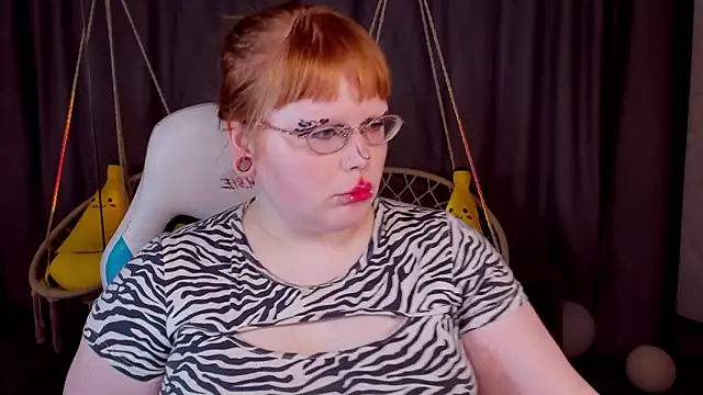 XXX chat uživo modela LottieReed