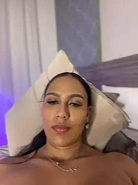 MiilaBlake: вебкам-шоу