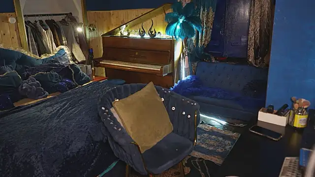 VanessaDoyle live XXX chat