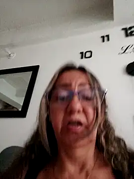 XXX chat uživo modela Naile_mathura