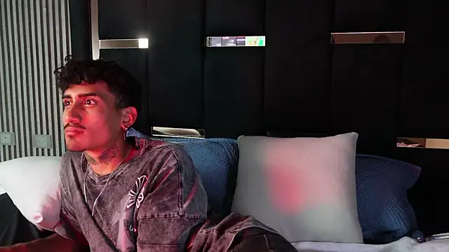 Živý XXX chat Dark_Eros_