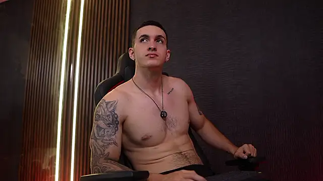 JacksonOlsenn – Naživo XXX chat