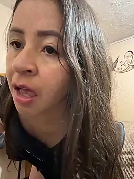 latinfemale Chat XXX live