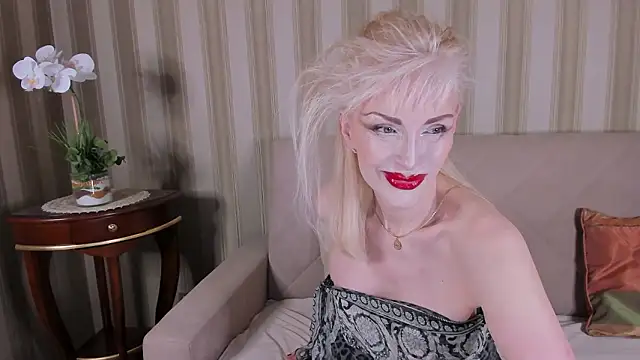 Rita_Farel Live XXX-Chat