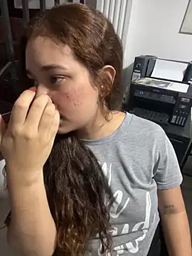 Chat +18 de lana_rousse01 ao vivo