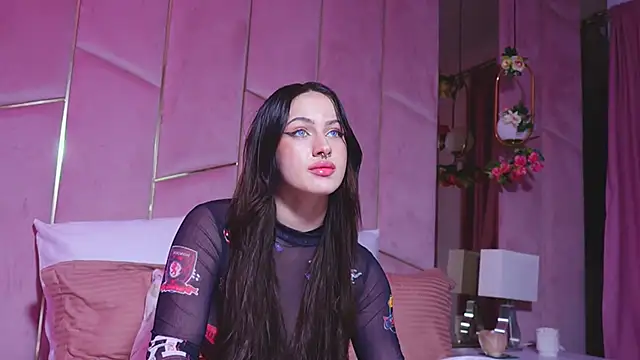 LucyLextonX – Live XXX-chat