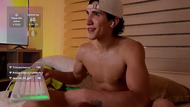 Chat XXX ao vivo de emilio_rivs