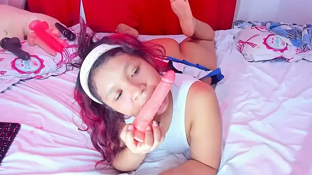 Emily_Coper18 Live XXX Chat