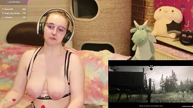 XXX chat uživo modela GamerGirl_Eve