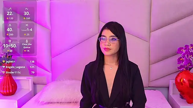 OliviaDiaz 现场XXX聊天