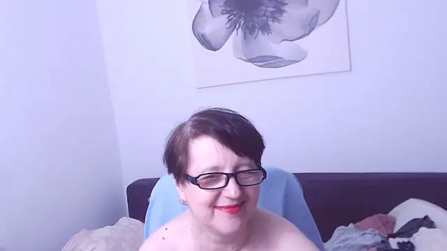 ChristaRose 即時 XXX 聊天