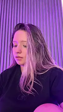 MiaPetit_: απευθείας συνομιλία ΧΧΧ