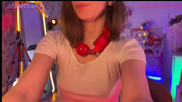 Živý XXX chat altertyan