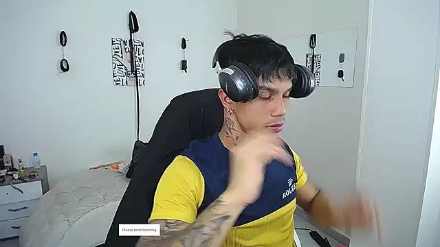 Leonard_Price Adlı Modelin Canlı XXX Sohbeti