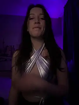 Chatroom XXX en direct de MonicaSweetx