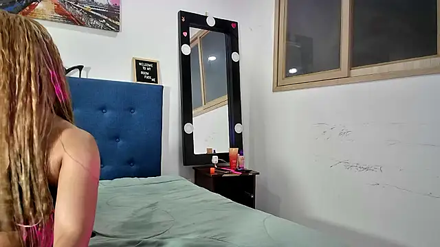 دردشة Penelope_Hot0 الجنسية المباشرة