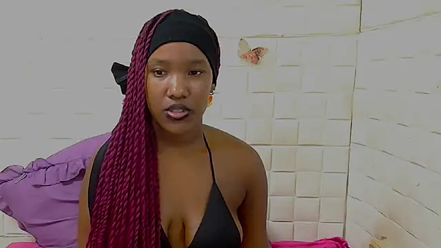 EroticSexyPrada Chat XXX in diretta