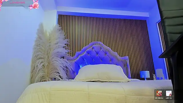 SelenaStonne 即時 XXX 聊天