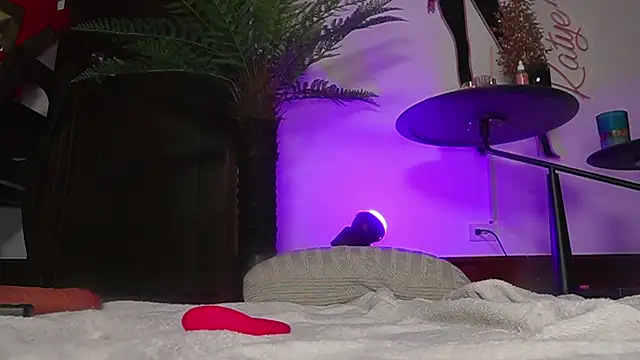 Katyerave webcam show