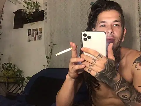 Czat XXX na żywo – luckydick333