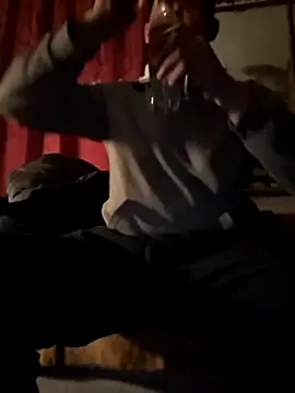 Valen_tinx19cm: απευθείας συνομιλία ΧΧΧ