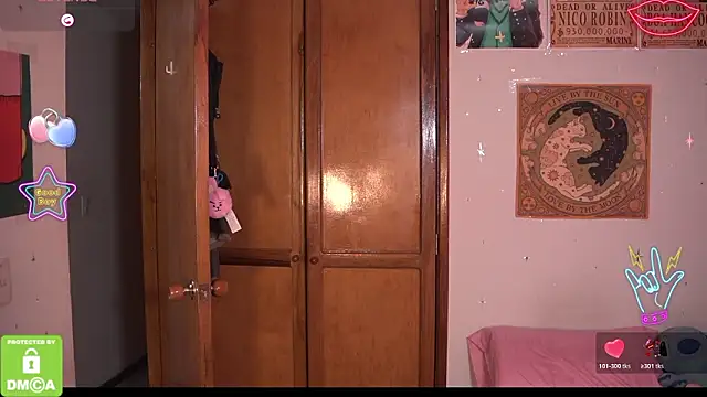 Katyroronoa Chat XXX in diretta