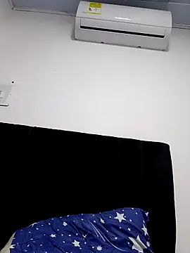 Živý XXX chat Liancy