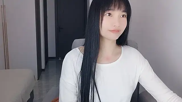 Lisa-3333's Live XXX Chat