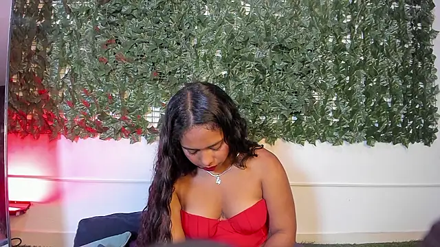 Amayavaldes' Live XXX Chat